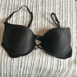 Victoria Secret Miraculous Plunge Bra